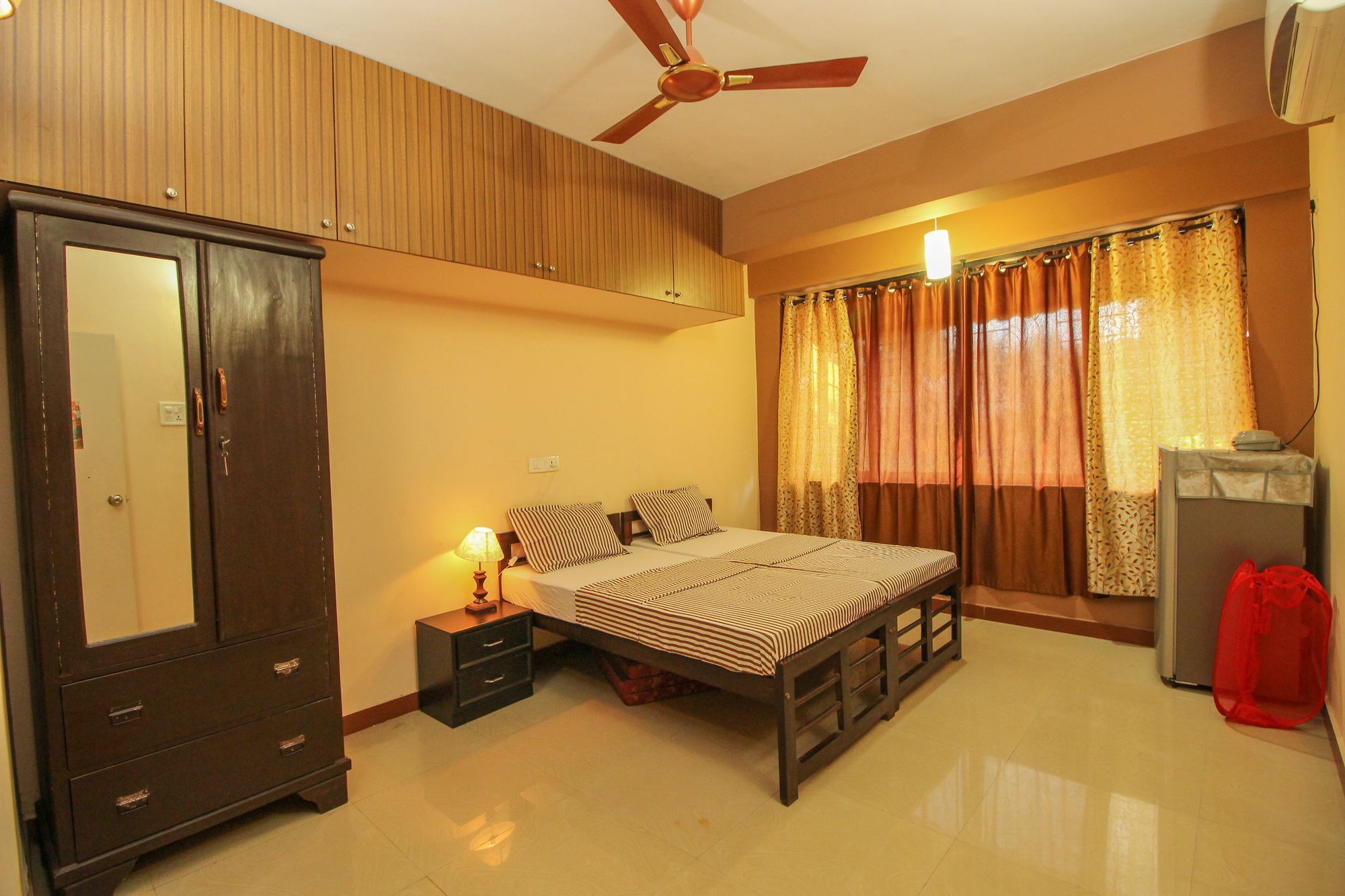 Oyo 9876 Home Luxurious 5Bhk Porvorim Exterior foto